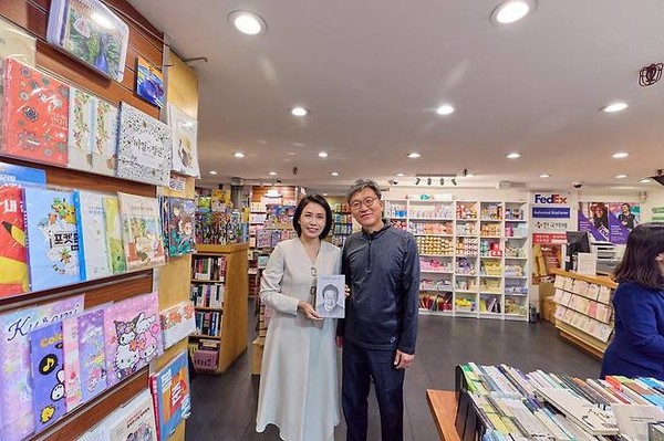 뉴욕 코리아타운 찾은 김혜경 여사, 김밥 인기, 영화 (케데헌)장면 영향 컸다  사진=2025 09.25 대통령실  K trendy NEWS DB ⓒ케이 트렌디뉴스 무단전재 및 수집, 재배포금지