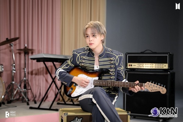 BTS 지민, 기부와 빌보드 차트 동반 질주… 선한 영향력+글로벌 인기  사진=2025 09.25  빅히트뮤직  엑스 갈무리 K trendy NEWS DB ⓒ케이 트렌디뉴스 무단전재 및 수집, 재배포금지