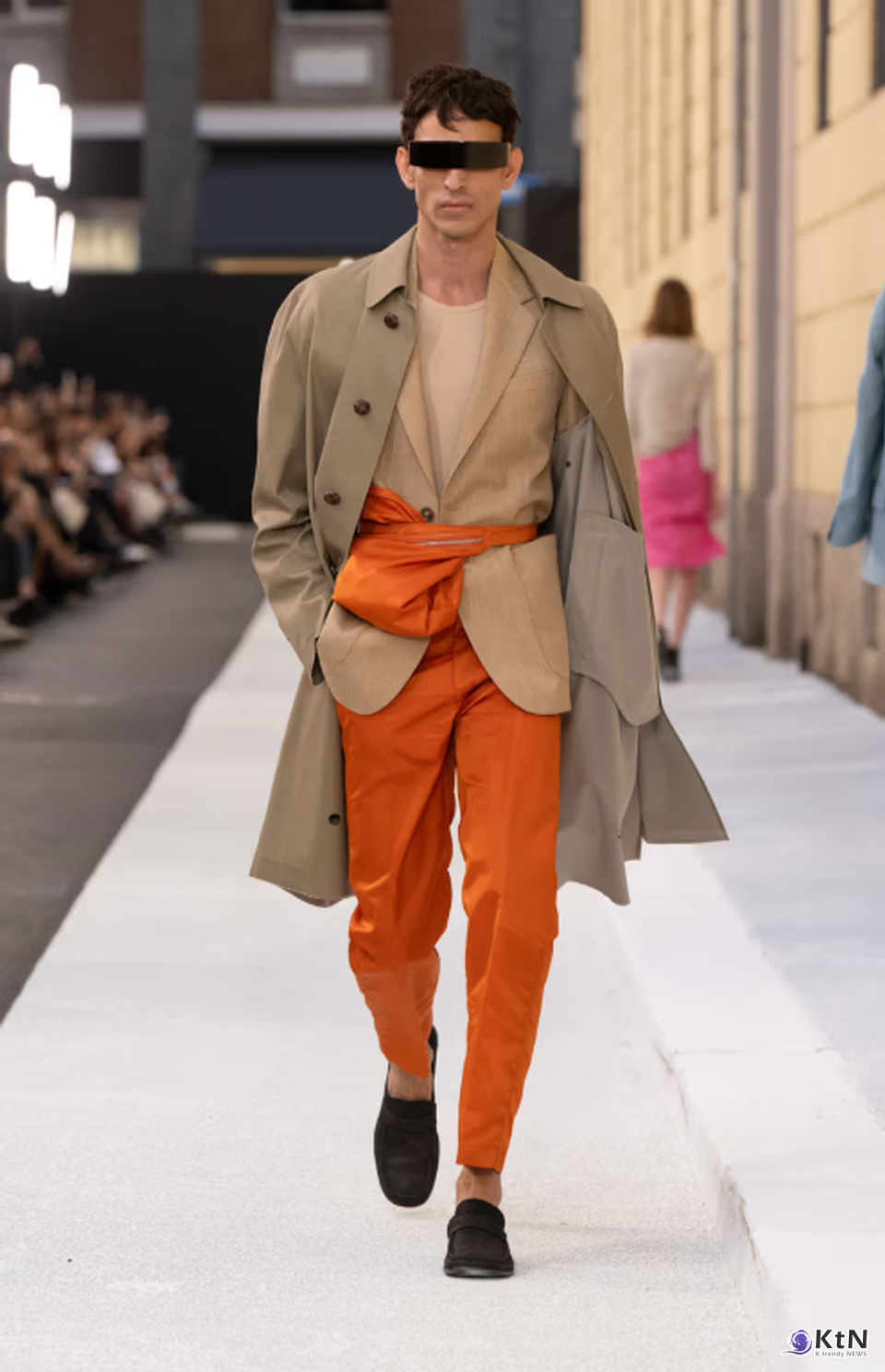 MM6 Maison Margiela Spring/Summer 2026 Is All About "Heightened Normality".  사진=Maison Margiela/Vogue Runway, K trendy NEWS DB  ⓒ케이 트렌디뉴스 무단전재 및 수집, 재배포금지