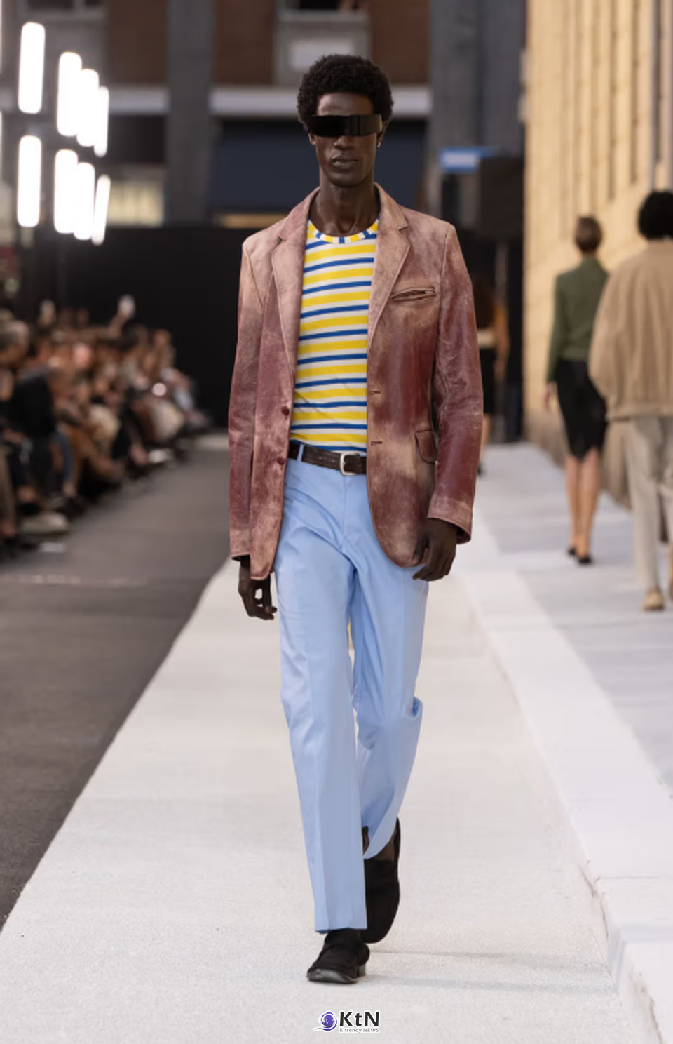 MM6 Maison Margiela Spring/Summer 2026 Is All About "Heightened Normality".  사진=Maison Margiela/Vogue Runway, K trendy NEWS DB  ⓒ케이 트렌디뉴스 무단전재 및 수집, 재배포금지