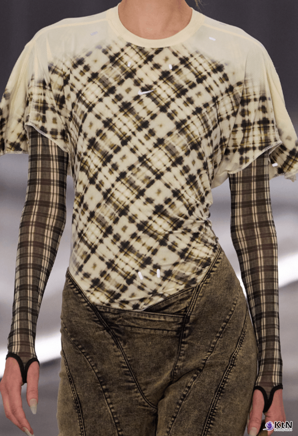 KNWLS' Milan Debut Unveils a Synergistic Collaboration with Nike. 사진=Iker Aldama, K trendy NEWS DB ⓒ케이 트렌디뉴스 무단전재 및 수집, 재배포금지