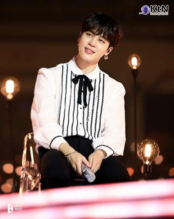 방탄소년단 BTS  지민 삼부자, 고액 기부 모임 ‘그린노블클럽’ 최초 가입  사진=2025 09.29  빅히트뮤직 영상 갈무리 K trendy NEWS DB ⓒ케이 트렌디뉴스 무단전재 및 수집, 재배포금지