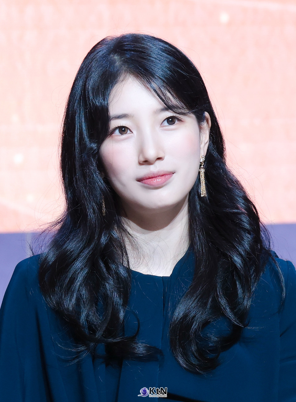 다 이루어질지니 수지는 “황금연휴에 가족과 함께 보시면 따뜻하고 즐거운 시간이 될 것”/사진=K trendy NEWS DB ⓒ케이 트렌디뉴스 무단전재 및 수집, 재배포금지 