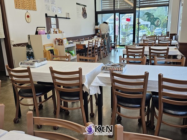 관광지이지만 관광손님보다 단골손님이 훨씬 많은 곳 (사진=조영식 기자)