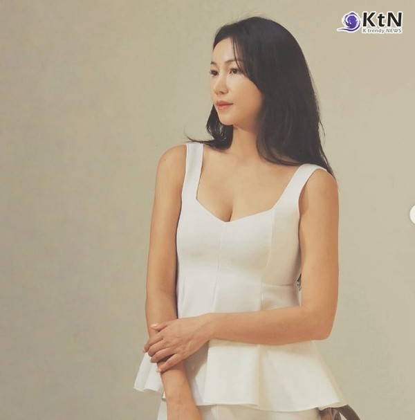 김옥빈, 드디어 신부 된다…11월 16일 비공개 웨딩  사진=2025 10.01  김옥빈 인스타그램 갈무리 K trendy NEWS DB ⓒ케이 트렌디뉴스 무단전재 및 수집, 재배포금지