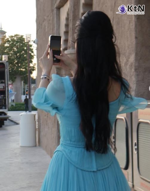 송혜교, 두바이서 여신 미모 공개…‘다 이루어질지니’ 비하인드 화제  사진=2025 10.13  송혜교 인스타그램 갈무리 K trendy NEWS DB ⓒ케이 트렌디뉴스 무단전재 및 수집, 재배포금지