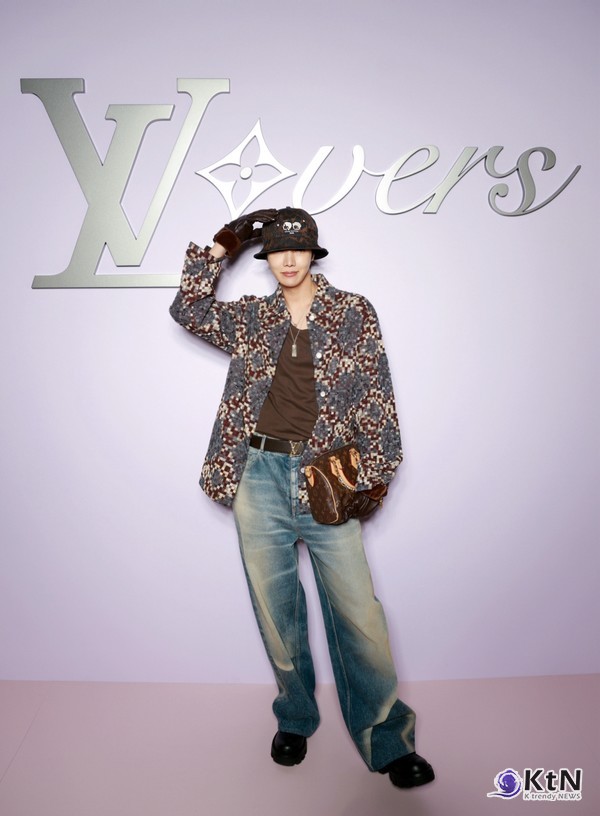 RM·진·지민·뷔·정국, 560억 브랜드 파워…패션계 중심에 선 BTS  사진=2025 10.15  보테가 베네타, 구찌, 루이비통 제이홉,  디올,  셀린느,  캘빈클라인 K trendy NEWS DB ⓒ케이 트렌디뉴스 무단전재 및 수집, 재배포금지