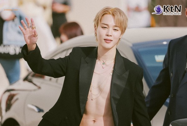  BTS 지민, 10월 보이그룹 개인 브랜드평판 1위… 진·지드래곤 2·3위 사진=2025 10.18  방탄소년단  빅히트 뮤직  K trendy NEWS DB ⓒ케이 트렌디뉴스 무단전재 및 수집, 재배포금지