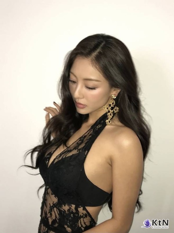 트와이스 지효, 도발적인 ‘뉴욕의 여신’ 등극...패션·메이크업·헤어까지 완벽  사진=2025 10.18 지효 SNS  갈무리  K trendy NEWS DB ⓒ케이 트렌디뉴스 무단전재 및 수집, 재배포금지