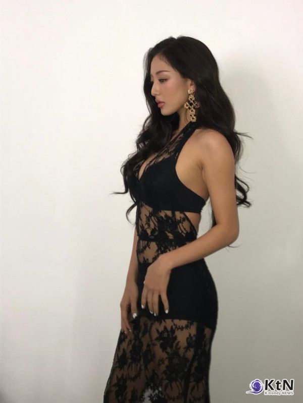 트와이스 지효, 도발적인 ‘뉴욕의 여신’ 등극...패션·메이크업·헤어까지 완벽  사진=2025 10.18 지효 SNS  갈무리  K trendy NEWS DB ⓒ케이 트렌디뉴스 무단전재 및 수집, 재배포금지