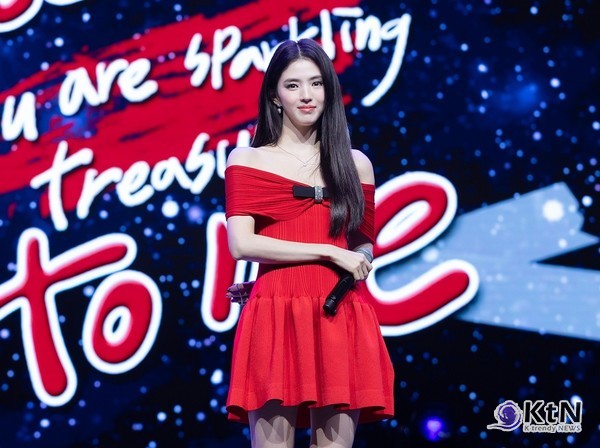 한소희, 첫 글로벌 팬미팅 투어 피날레…26일 연세대 대강당서 마무리  사진=2025 10.20  9아토엔터테인먼트 K trendy NEWS DB ⓒ케이 트렌디뉴스 무단전재 및 수집, 재배포금지