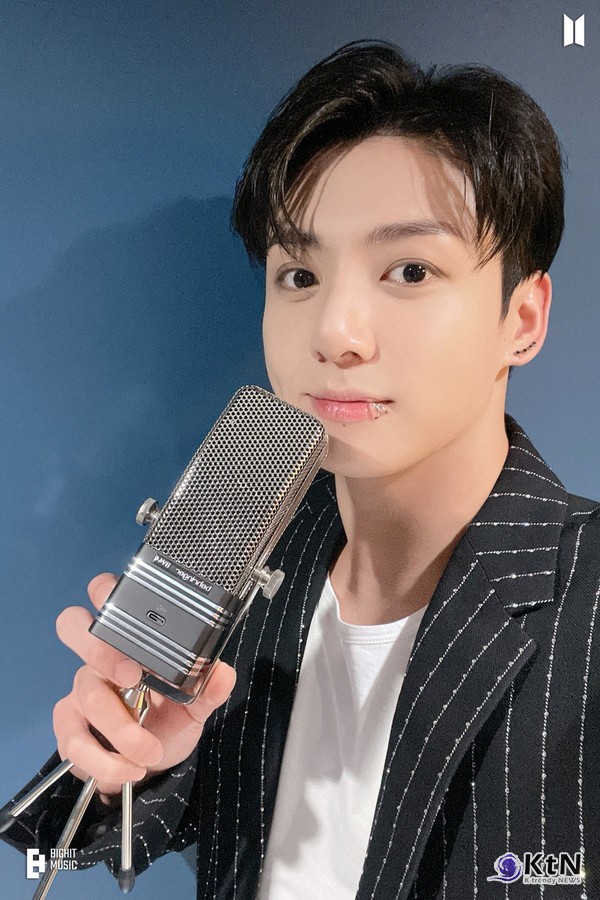 정국, 스포티파이 또 5억 돌파, 5번째 글로벌 금자탑…BTS 솔로 최다 신기록 [종합]  사진=2025 10.21  빅히트 뮤직 아미 팬덤 엑스 갈무리  K trendy NEWS DB ⓒ케이 트렌디뉴스 무단전재 및 수집, 재배포금지