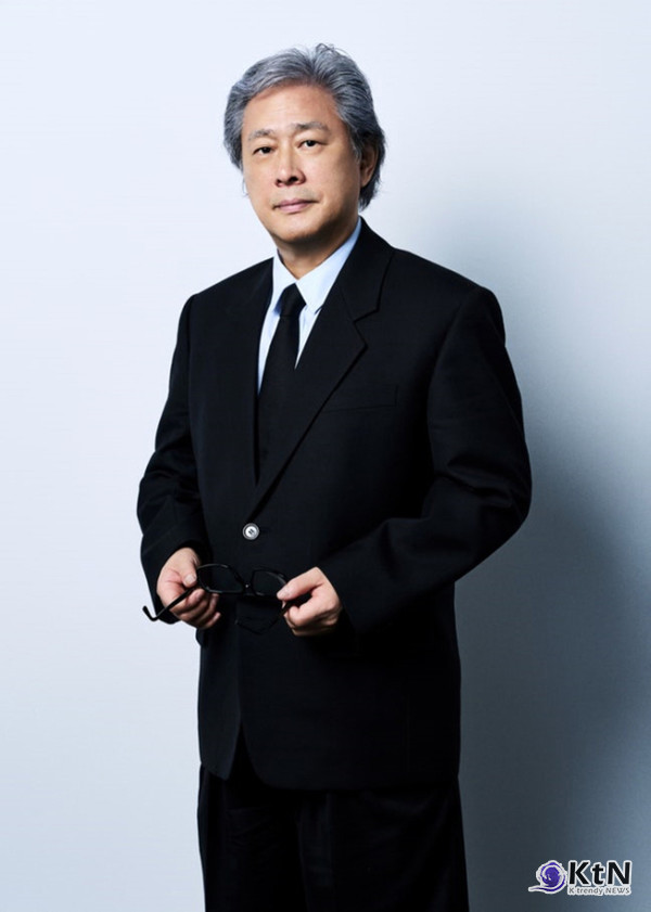 [문화연예 리포트] 박찬욱 감독의 ‘어쩔수가없다’, 제46회 청룡영화상 12개 부문 후보에 올라 최다 노미네이트.  사진=2025 10.21  CJ ENM  K trendy NEWS DB ⓒ케이 트렌디뉴스 무단전재 및 수집, 재배포금지