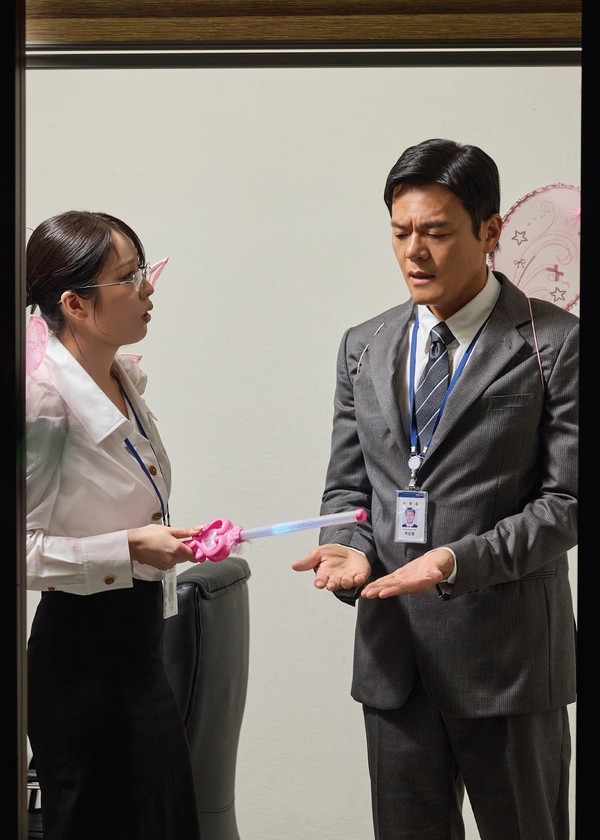 박진영, 11월 5일 신곡 ‘해피 아워’ 발표…권진아와 직장 상사·부하로 ‘케미 폭발’ 사진=2025 10.28   JYP엔터테인먼트 K trendy NEWS DB ⓒ케이 트렌디뉴스 무단전재 및 수집, 재배포금지