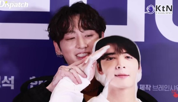 BTS 정국, 국방부도 막을 수 없었던 차은우와 훈훈 투샷 공개...‘의리도 월드클래스’ 사진=2025 10.28   디스패치 영상 갈무리 K trendy NEWS DB ⓒ케이 트렌디뉴스 무단전재 및 수집, 재배포금지