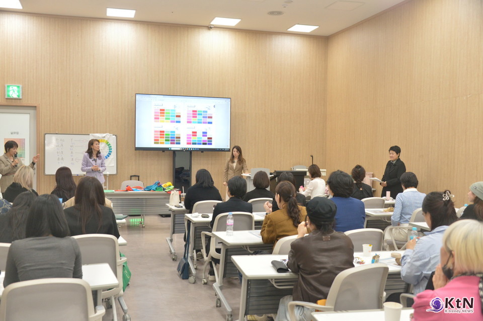 4속성과 퍼스널컬러 산업. 사진=K trendy NEWS DB ⓒ케이 트렌디뉴스 무단전재 및 수집, 재배포금지