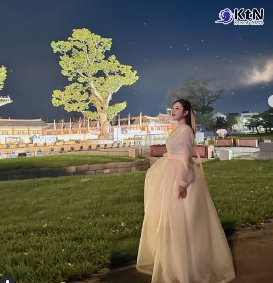 트로트 사상 최초! 송가인 노래, 중학교 음악 교과서 등재   사진=2025 10.30  송가인 인스타그램 갈무리  K trendy NEWS DB ⓒ케이 트렌디뉴스 무단전재 및 수집, 재배포금지