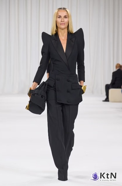 025년 봄/여름 시즌, 올리비에 루스테잉(Olivier Rousteing)은 발망(Balmain)을 통해 패션과 예술, 그리고 인간성을 직조해냈다. / 사진= Balmain, K trendy NEWS DB ⓒ케이 트렌디뉴스 무단전재 및 수집, 재배포금지