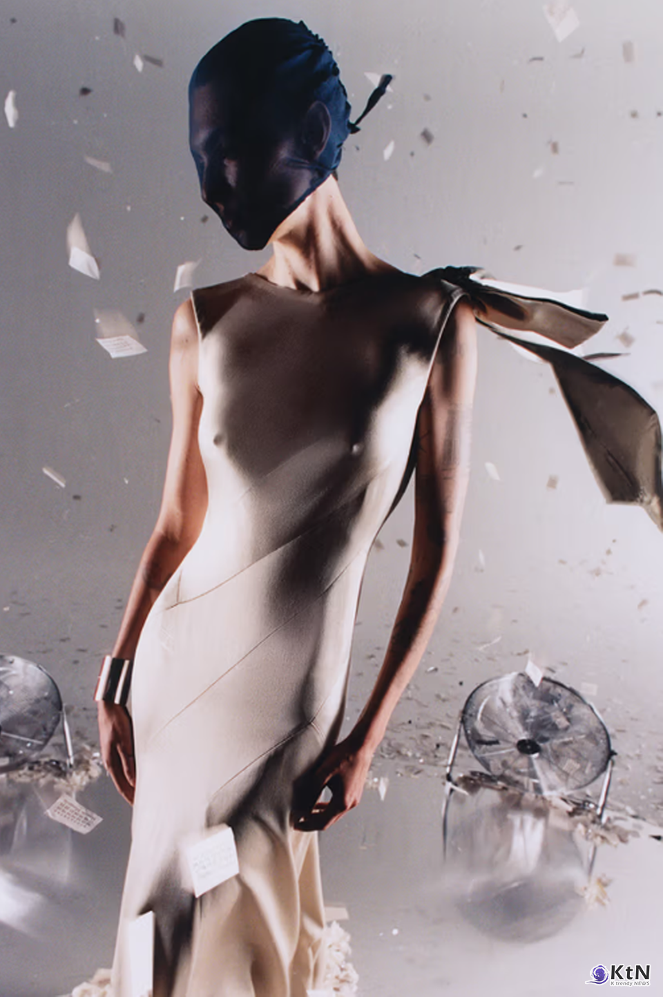 Maison Margiela Taps Frank Lebon to Capture 2025 Holiday Campaign. 사진=Frank Lebob/Maison Margiela, K trendy NEWS DB ⓒ케이 트렌디뉴스 무단전재 및 수집, 재배포금지