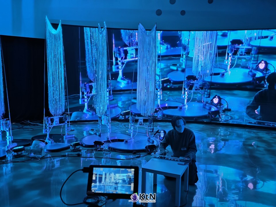 AI 시대, 백남준의 로봇이 다시 걷는다 — 경기문화재단 ‘로봇 오페라’ 프리뷰 개최/사진=경기문화재단, K trendy NEWS DB ⓒ케이 트렌디뉴스 무단전재 및 수집, 재배포금지