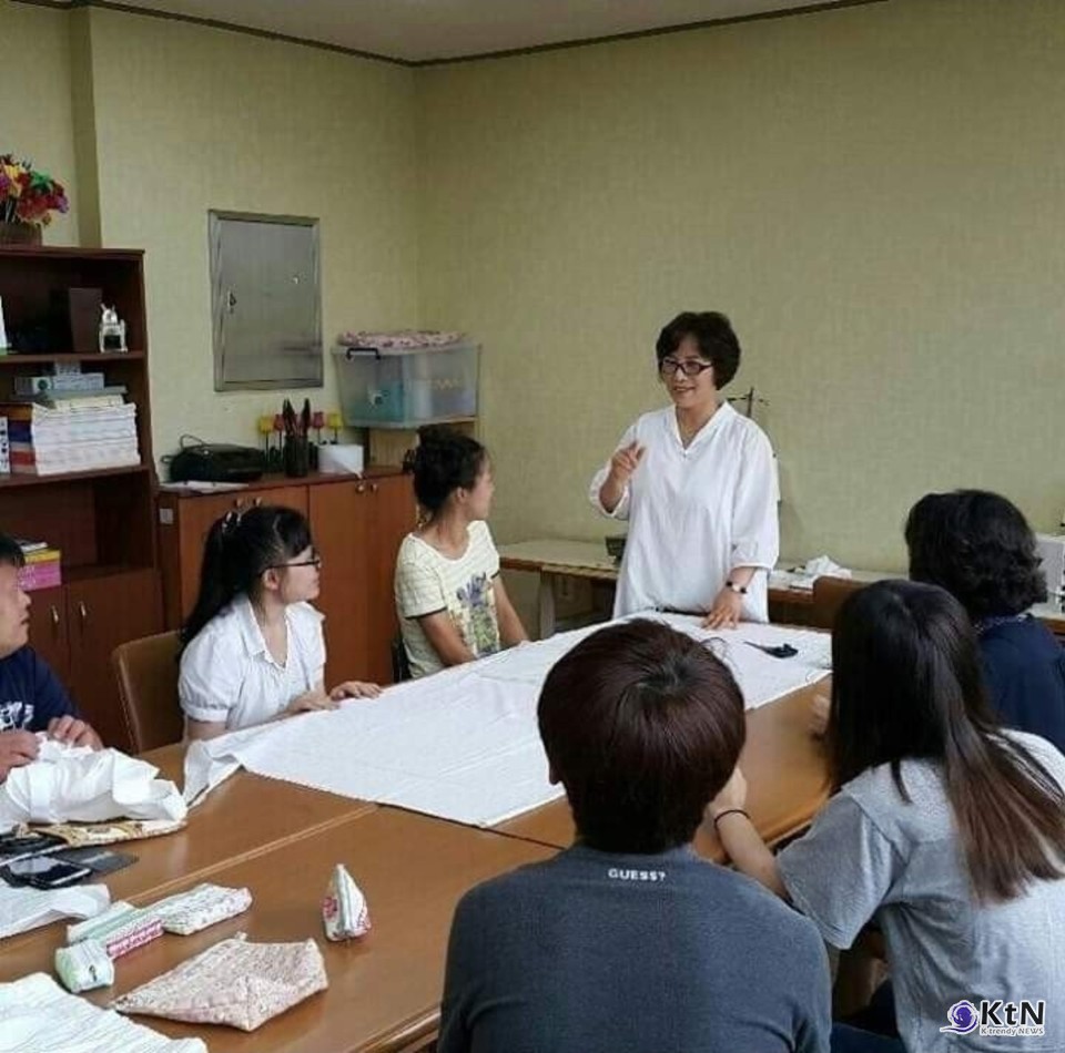 지명근 패션디자인 연구소가 만드는 실무 연결의 구조. 사진=지명근 패션디자인 연구소, K trendy NEWS DB ⓒ케이 트렌디뉴스 무단전재 및 수집, 재배포금지