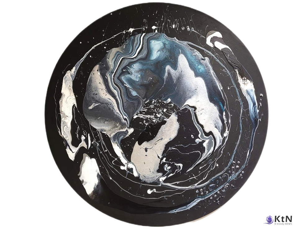 Fractal Universe : 마음의 도상 90 cm, 50S Acrylic on Wood 2023. 사진=K trendy NEWS DB ⓒ케이 트렌디뉴스 무단전재 및 수집, 재배포금지