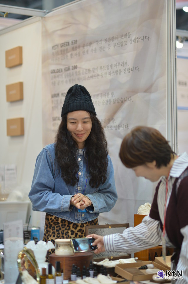 LALALULI. FIND JOY IN LIFE, AND MEANING IN EVERY DAY. 라라루리 대표 이아름. 사진=K trendy NEWS DB ⓒ케이 트렌디뉴스 무단전재 및 수집, 재배포금지