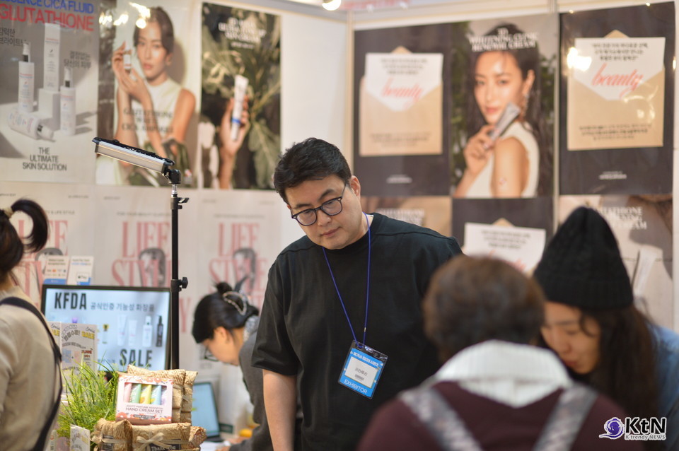 LALALULI. FIND JOY IN LIFE, AND MEANING IN EVERY DAY. 라라루리 대표 이아름. 사진=K trendy NEWS DB ⓒ케이 트렌디뉴스 무단전재 및 수집, 재배포금지