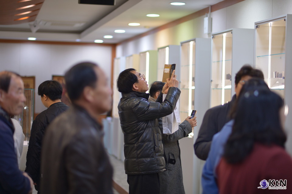 인장이라는 작은 사물이 묻는 거대한 질문. 한국문인인장박물관장, 이재인 경기대 명예교수. 사진= K trendy NEWS DB ⓒ케이 트렌디뉴스 무단전재 및 수집, 재배포금지