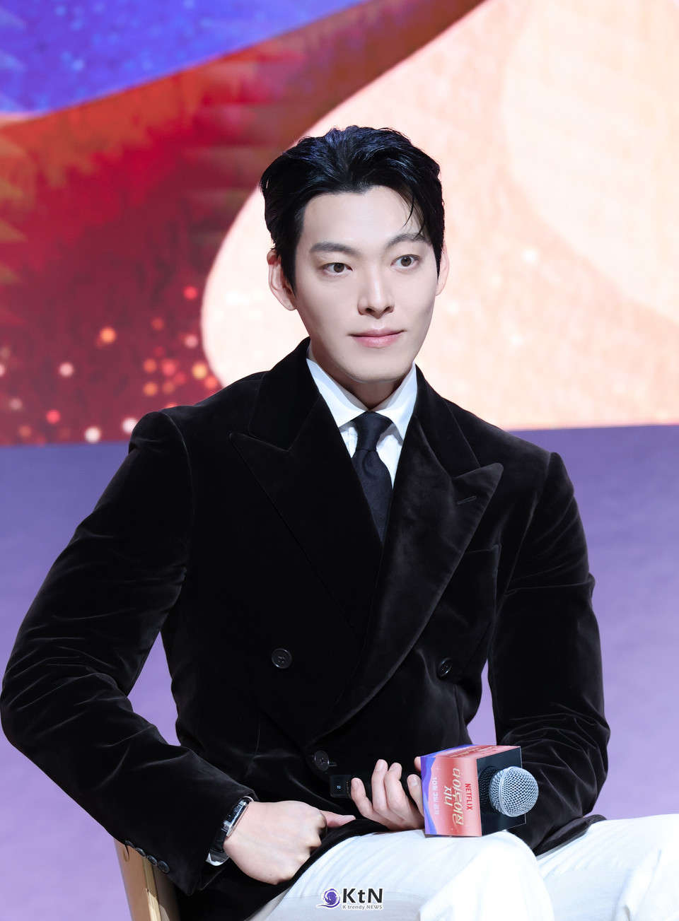 신민아와 김우빈의 결혼 발표 직후 불거진 혼전임신설에 대해 소속사가 “사실무근”이라며 선을 그었다.  사진=2025 11.21 K trendy NEWS DB ⓒ케이 트렌디뉴스 무단전재 및 수집, 재배포금지