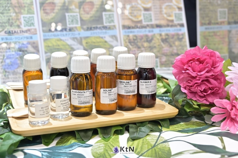  ‘코스메 위크 도쿄 2026(COSME WEEK TOKYO)’은 국내 화장품 기업 40여 개 사가 대규모로 참가하면서, 기능 기반·바이오 기술·원료 혁신을 중심으로 한 2026년 신(新) 뷰티 트렌드가 본격적으로 드러날 것으로 전망된다./사진=RX Japan Ltd. K trendy NEWS DB ⓒ케이 트렌디뉴스 무단전재 및 수집, 재배포금지