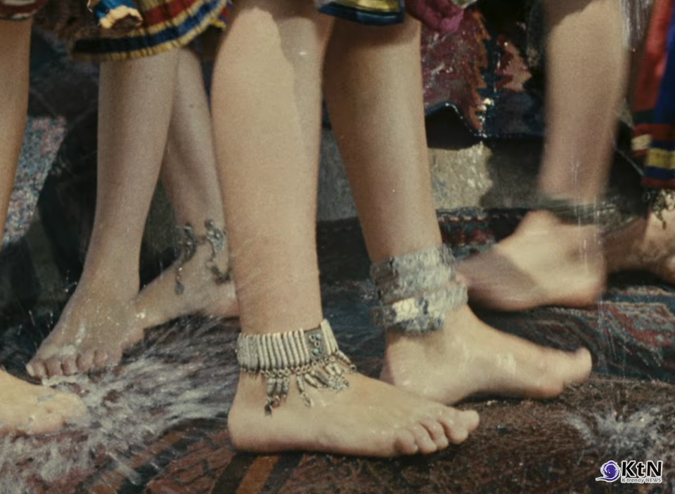 석류의 빛깔 The Color of Pomegranates Սայեաթ-Նովայ 세르게이 파라자노프 Sergei Parajanov. 사진=스틸 컷, K trendy NEWS DB ⓒ케이 트렌디뉴스 무단전재 및 수집, 재배포금지