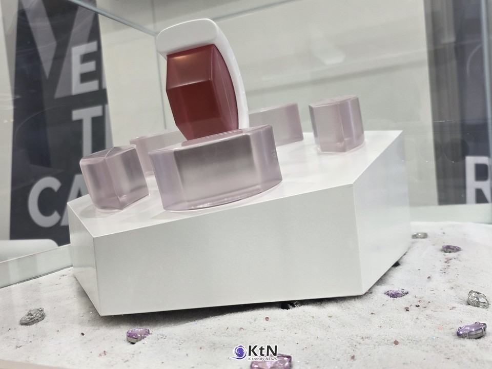 REFTONE은 에너지를 낮은 강도로 넓게 퍼뜨리기 때문에 시술 과정에서 과도한 위험 요소가 적고 프로토콜 설계가 단순화될 수 있다.  /사진=K trendy NEWS DB ⓒ케이 트렌디뉴스 무단전재 및 수집, 재배포금지