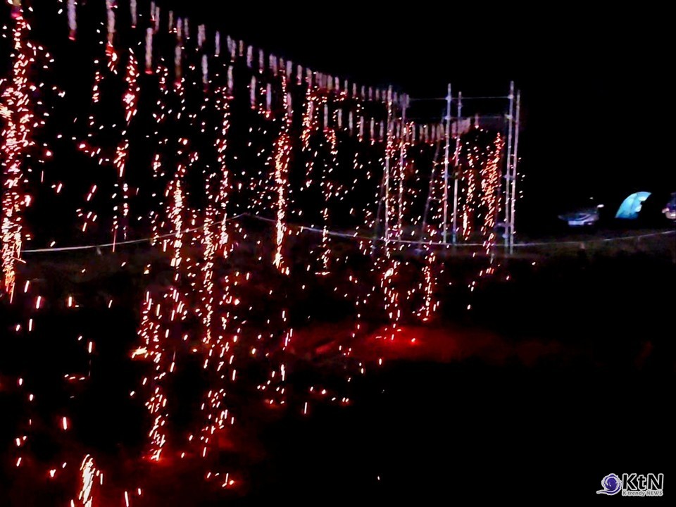 불꽃의 한국학, 하냥살이 낙화놀이. 사진=하냥살이 낙화놀이, K trendy NEWS DB ⓒ케이 트렌디뉴스 무단전재 및 수집, 재배포금지