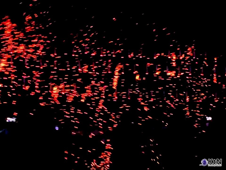 불꽃의 한국학, 하냥살이 낙화놀이. 사진=하냥살이 낙화놀이, K trendy NEWS DB ⓒ케이 트렌디뉴스 무단전재 및 수집, 재배포금지