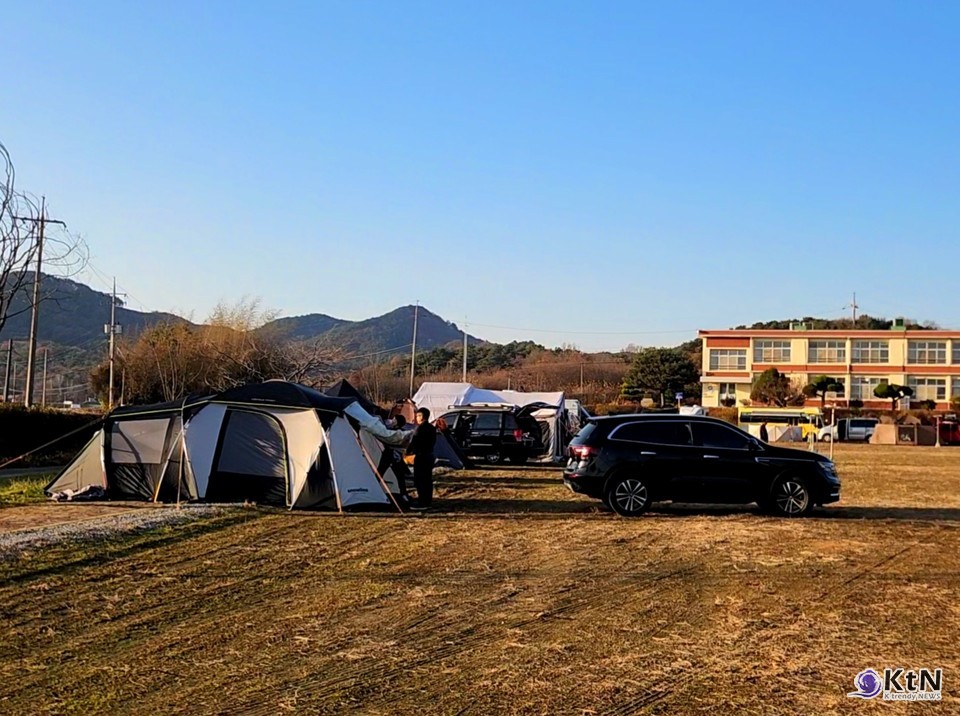 불꽃의 한국학, 하냥살이 낙화놀이. 사진=하냥살이 낙화놀이, K trendy NEWS DB ⓒ케이 트렌디뉴스 무단전재 및 수집, 재배포금지