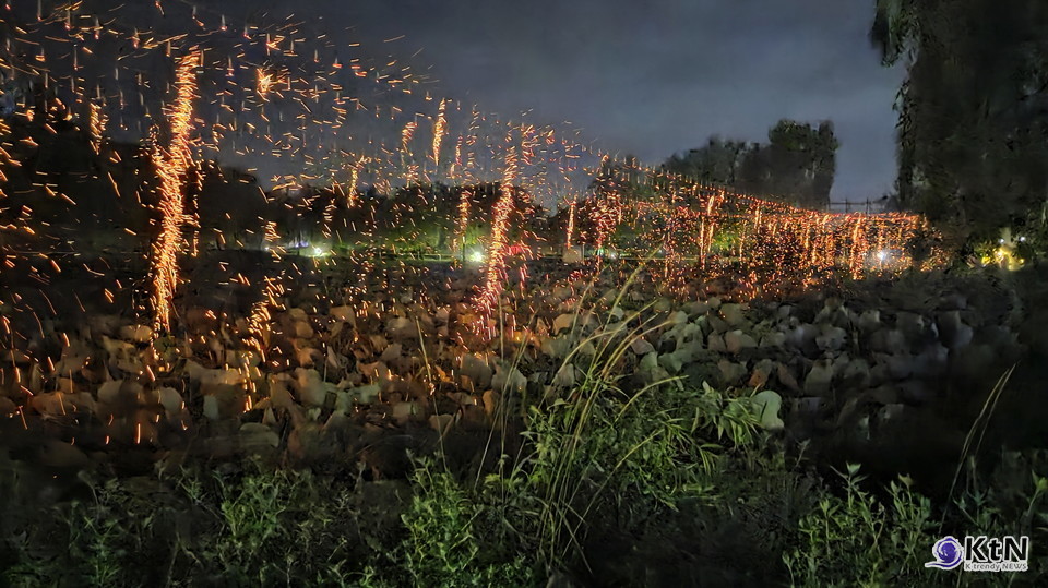 불꽃의 한국학, 하냥살이 낙화놀이. 사진=하냥살이 낙화놀이, K trendy NEWS DB ⓒ케이 트렌디뉴스 무단전재 및 수집, 재배포금지