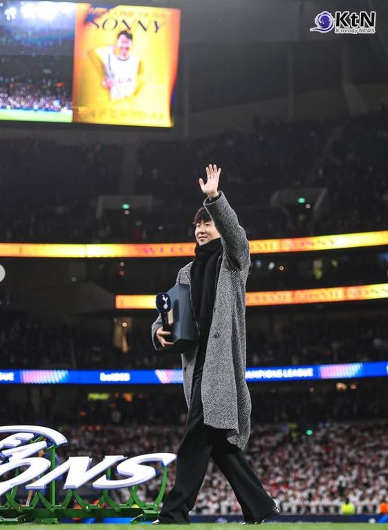 LAFC 이적 4개월 만에 토트넘 방문...손흥민 "언제나 함께"  사진=2025 12.10  spursofficial K trendy NEWS DB ⓒ케이 트렌디뉴스 무단전재 및 수집, 재배포금지