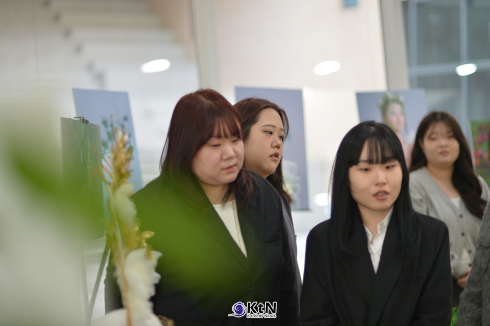 2030년의 뷰티 전문가는 기술자이자 해석자이며, 촉감·색·결·라인을 통해 감정을 조율하는 정서 기술자로 확장된다. /사진=K trendy NEWS DB ⓒ케이 트렌디뉴스 무단전재 및 수집, 재배포금지