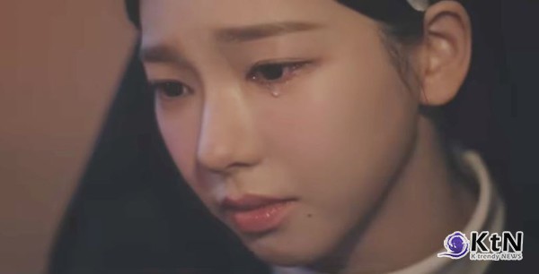 변우석·장원영·카리나, 사제·수녀 콘셉트로 역대급 조합 탄생  사진=2025 12.11 사진=2025 12.11   신우석의 도시동화 EP.1 'The Christmas Song' Teaser 돌고래유괴단  K trendy NEWS DB ⓒ케이 트렌디뉴스 무단전재 및 수집, 재배포금지   