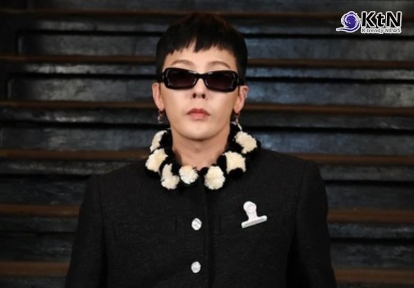 지드래곤, 샤넬 2026 공방 쇼에서 ‘압도적 존재감’… 뉴욕 지하철 감성 재해석  사진=2025 12.03  샤넬(CHANEL) 제공 K trendy NEWS DB ⓒ케이 트렌디뉴스 무단전재 및 수집, 재배포금지