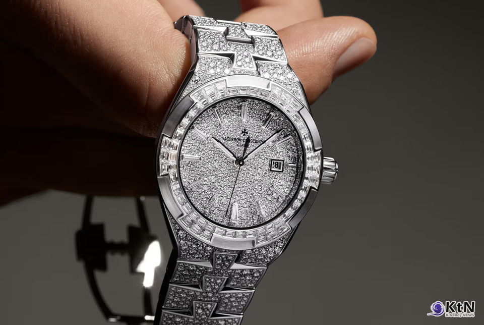 Vacheron Constantin Elevates the Overseas With Two Fully Diamond‑Set Timepieces. 사진=Vacheron Constantin, K trendy NEWS DB ⓒ케이 트렌디뉴스 무단전재 및 수집, 재배포금지
