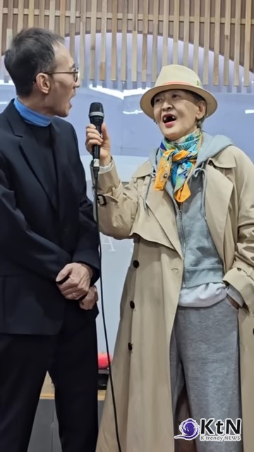 지난 2023년 11월 19일 유튜브 채널 '에덴교회 0691TV'에는 윤석화가 출연한 영상이 게재됐다. 그는 1년 전 20시간이 넘는 뇌종양 수술 과정에서 마취 호수로 인해 앞니가 빠졌고 항암치료를 받으며 몸무게도 36kg까지 줄었다고 밝혔다.  사진=2025 12.19  유튜브 채널 '에덴교회 0691TV' K trendy NEWS DB ⓒ케이 트렌디뉴스 무단전재 및 수집, 재배포금지