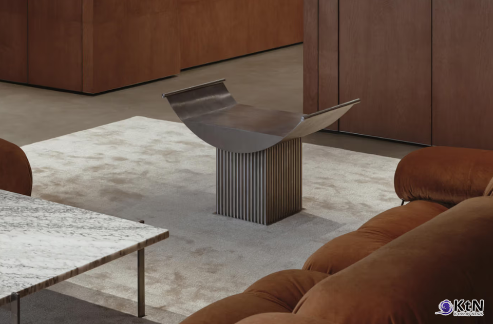 Saint Laurent Rive Droite Debuts in Beijing Sanlitun. 사진=Saint Laurent, K trendy NEWS DB ⓒ케이 트렌디뉴스 무단전재 및 수집, 재배포금지