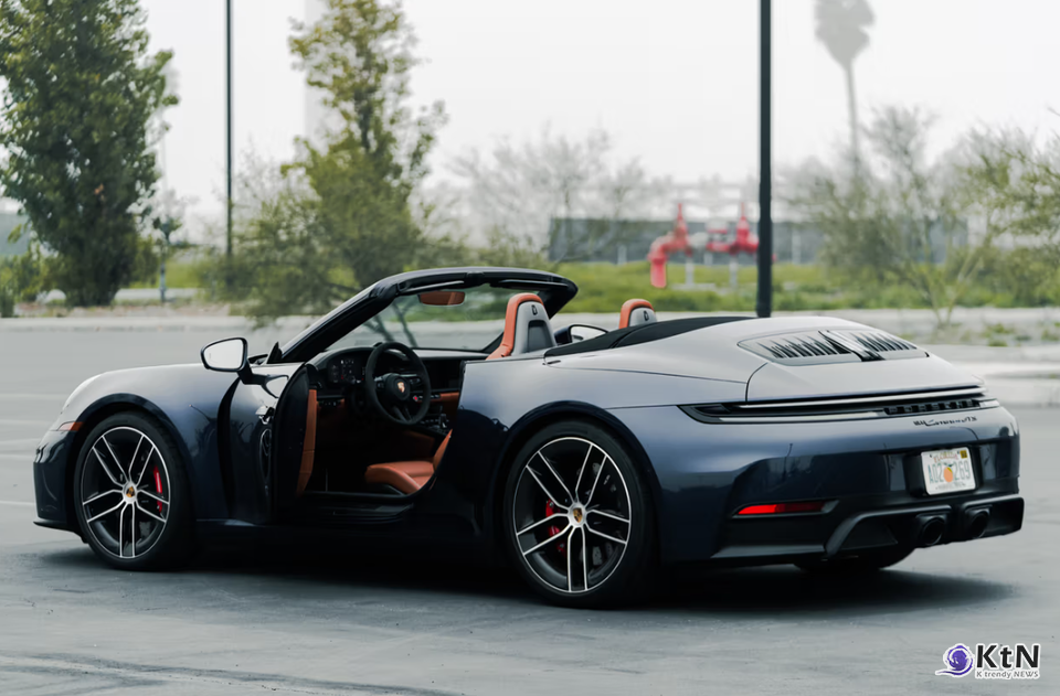 Porsche 911 C4 GTS Cabriolet 992.2: A New Era for Carrera. 사진=Eddie Eng/Hypedrive, K trendy NEWS DB ⓒ케이 트렌디뉴스 무단전재 및 수집, 재배포금지