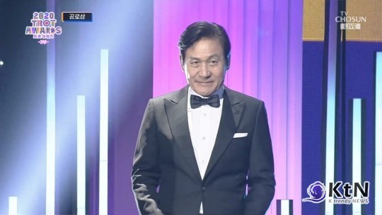 故 안성기 추모 물결…영화·정치·종교계가 기억한 ‘선함의 얼굴’ 사진=2026. 01.06  TV조선 '트로트 어워즈' 방송캡처) , 영상 자료 갈무리 / 편집  K trendy NEWS DB ⓒ케이 트렌디뉴스 무단전재 및 수집, 재배포금지