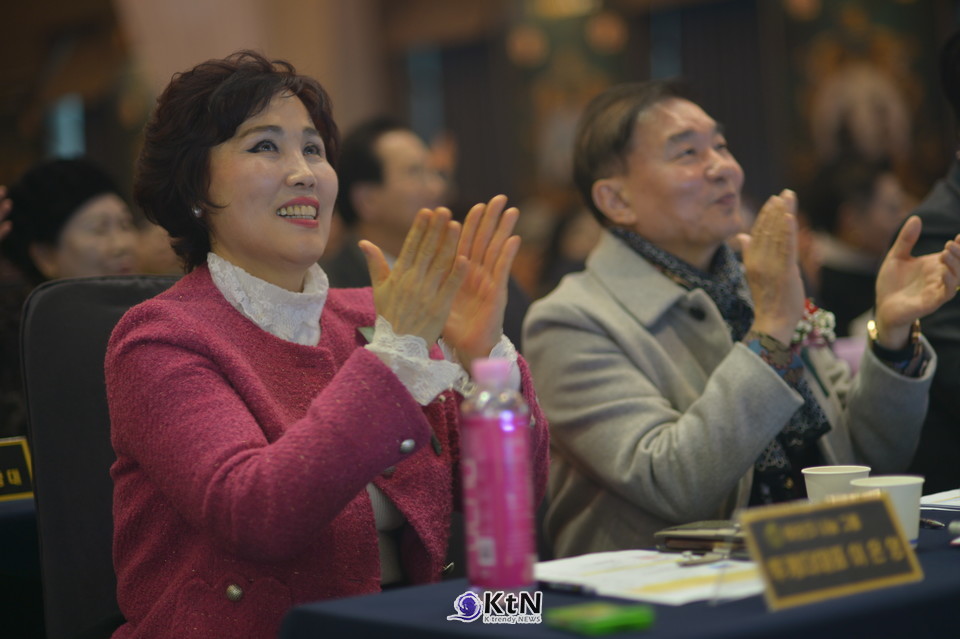 플랫폼을 일회성 참여가 아닌 일상의 흐름 속 공간으로 확장하려는 생활 산업 구상이 비전 선포식에서 제시됐다. /사진=K trendy NEWS DB ⓒ케이 트렌디뉴스 무단전재 및 수집, 재배포금지