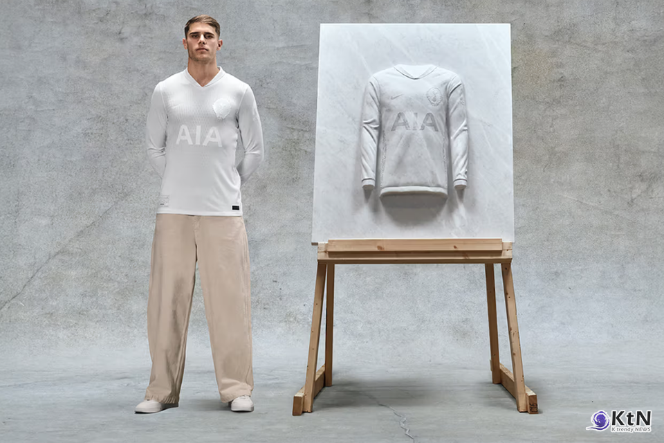 Tottenham Hotspur and Nike Reveal Commemorative Retro Shirt. 사진=Tottenham Hotspur, K trendy NEWS DB ⓒ케이 트렌디뉴스 무단전재 및 수집, 재배포금지