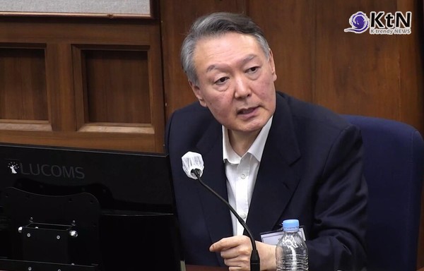 특검, 윤석열 사형 구형‥헌정 수호 위한 단죄...전두환보다 엄정한 단죄 해야  사진=2026. 01.14  서울중앙지법 / 편집 K trendy NEWS DB ⓒ케이 트렌디뉴스 무단전재 및 수집, 재배포금지
