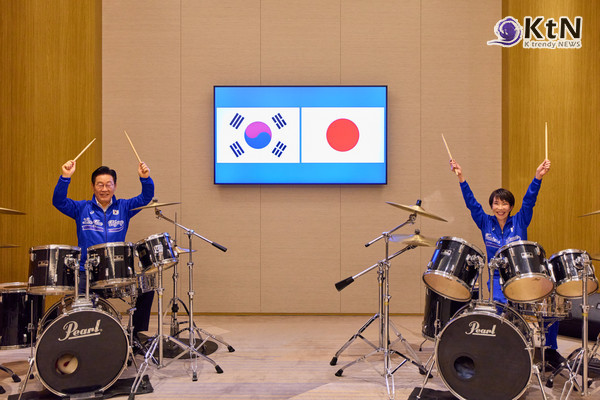 이재명 대통령과 다카이치 사나에 총리와 1박 2일 한일 셔틀외교 ...박자는 조금 달라도 리듬 맞추려는 마음은 같았던 드럼 합주 친교·한일 교류  / 한일 정상 외교, 한일교류 유적 '호류지' 방문,  재일 예술인 간담회서 김혜경 여사의 문화 가교로 외연 넓혔다  사진=2026. 01.14  청와대 / 편집  K trendy NEWS DB ⓒ케이 트렌디뉴스 무단전재 및 수집, 재배포금지
